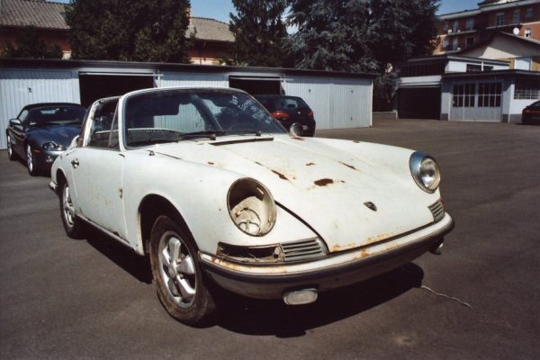 Porsche-911-2.0-S-Targa-1967-1