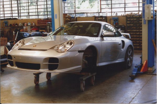 Porsche-911-GT2-996-20-Custom-Custom