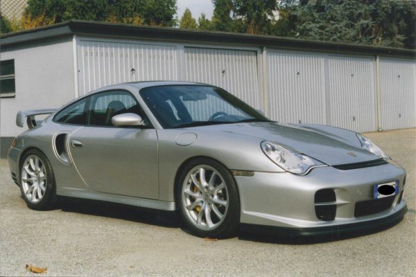 Porsche-911-GT2-996-23-Custom-Custom