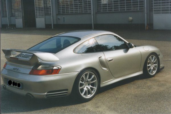 Porsche-911-GT2-996-24-Custom-Custom