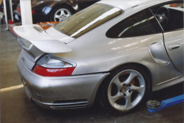 Porsche-911-GT2-996-3-Custom-Custom