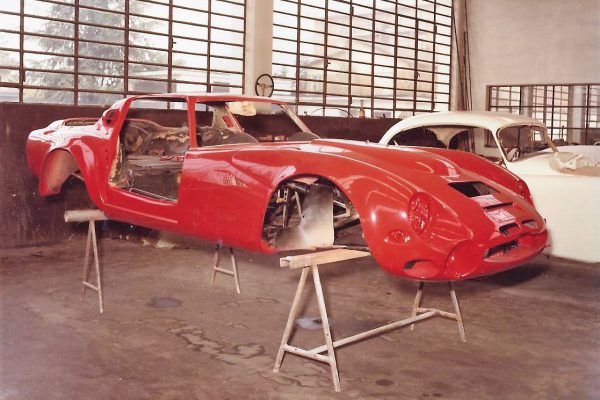 Alfa Romeo TZ 2 (11)