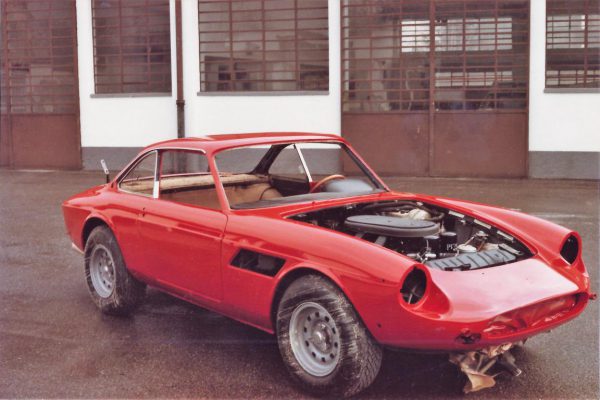 Ferrari 330 GTC rosso Ferrari (5)