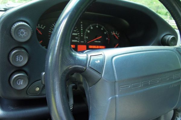 Porsche 928 GTS 1993 (32)